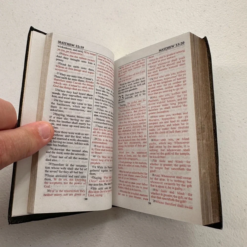 Pocket Size‎ New Testament Holy Bible KJV Black Leather Hardcover Gold Gilded 4